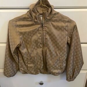 “Its GUCCI” Size 8